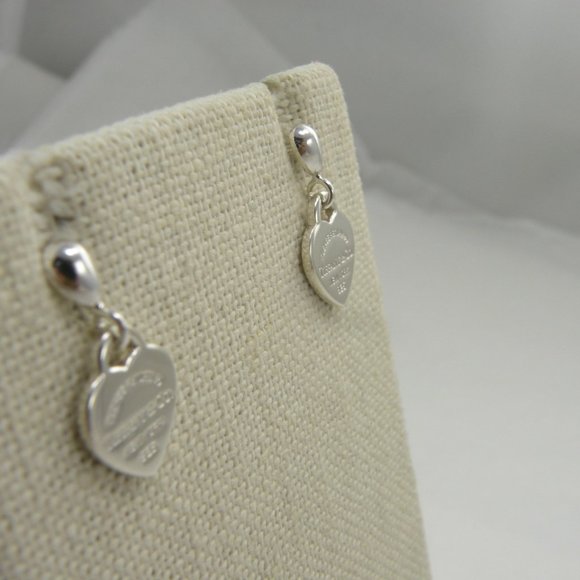 NEW Mini Heart Teardrop Stud Earrings Return to Tiffany & Co Solid 925 Silver - Picture 4 of 15